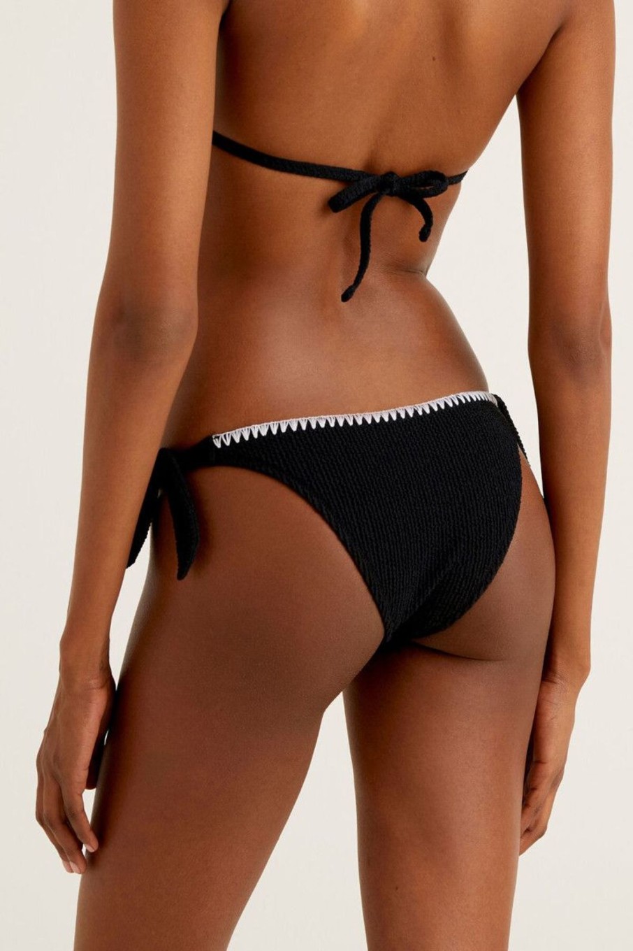 Donna Benetton Bikini | Slip Costume Con Ricamo A Contrasto Donna Nero