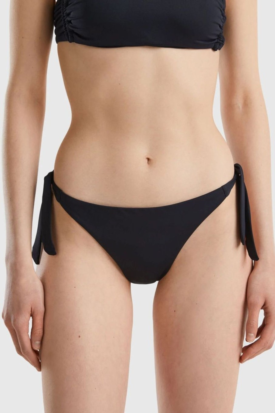 Donna Benetton Bikini | Slip Mare In Econyl Con Fiocchi Donna Nero